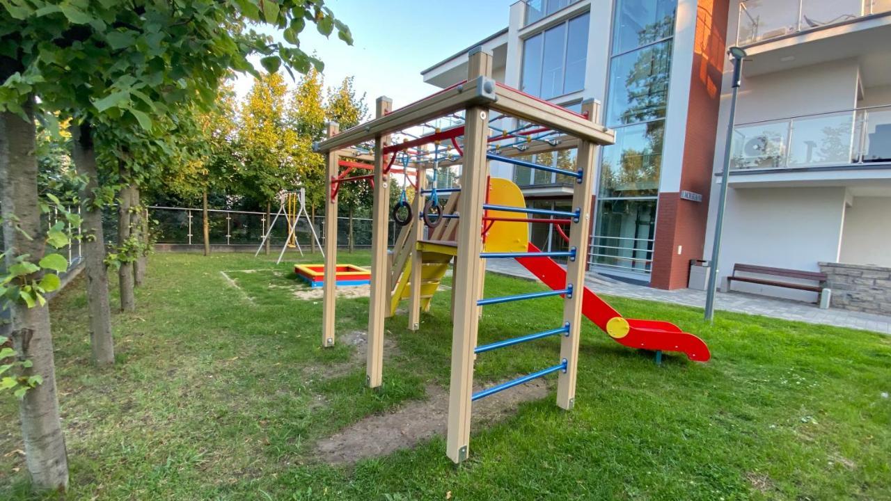 Apartament Magma Z Basenem Morska Klifowa Rewal Exterior photo
